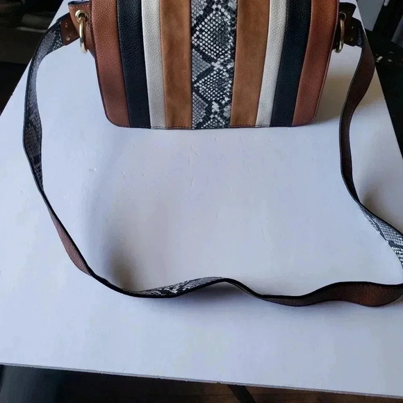 -Sammy Aubrey Crossbody bag - Picture 2 of 8
